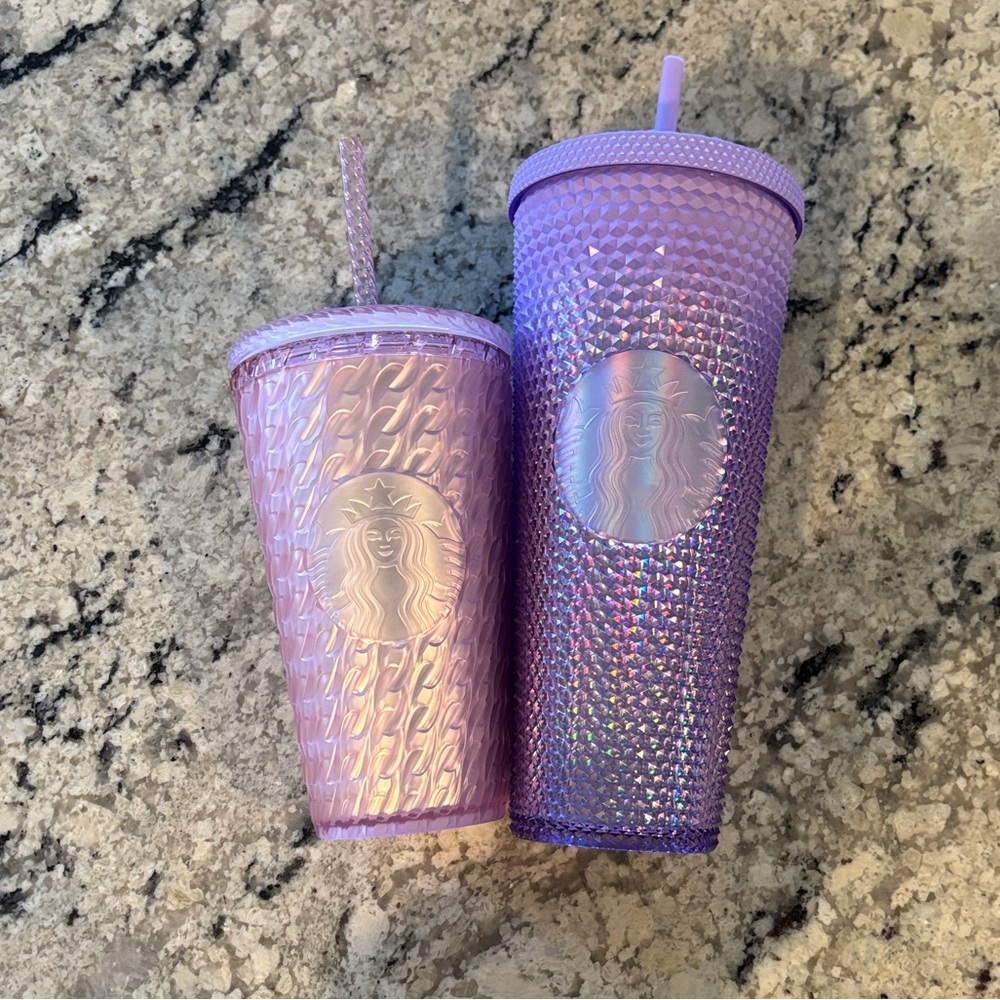 2 Starbucks tumblers for cold drinks.